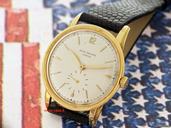 Patek Philippe Ref. 2452 Yellow gold