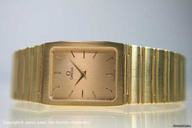 Omega HIGHTECH QUARTZ IN MASSIV 750 18K GELBGOLD
