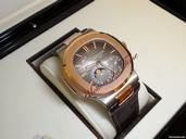 Patek Philippe 5712GR EXTREMELY RARE NAUTILUS ROSE & WHITE GOLD LIMITED ED.