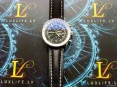 Breitling Navitimer World