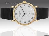 Patek Philippe Mens Calatrava - Reference 3919 J - 33mm 18k Yellow Gold - Hobnail Textured Bezel - Discontinued Model