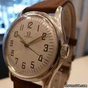 Omega vintage 32 mm meca with patina