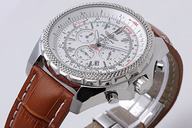 Breitling Bentley Motors A25362 Midsize Quartz Chronograph Round Watch