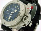Panerai Luminor Submersible 1000
