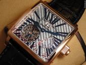 Roger Dubuis GOLDEN SQUARE TOURBILLON POWER RESERVE LIMITED 28 PIECES R/G