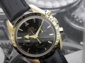 Omega Speedmmaster Broad arrow
