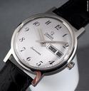 Omega Seamaster DAY DATE, frz. Kalendarium, Revision 2011