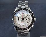 Breitling SKYRACER RAVEN