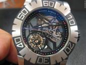 Roger Dubuis EASY DIVER TOURBILLON SCHELETRO