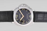 Panerai Luminor PAM00111 Mens Round Black Ostrich Leather Strap Watch