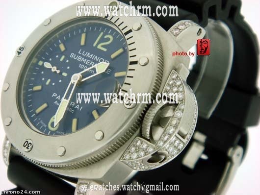 Panerai Luminor Submersible 1000