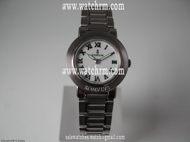 Corum Romulus Quarz