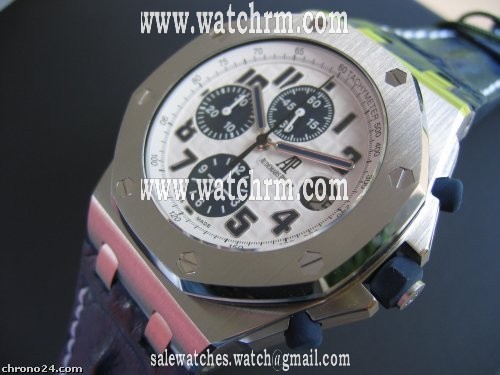 Audemars Piguet ROYAL OAK OFFSHORE NAVY