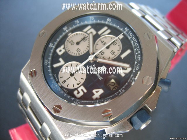 Audemars Piguet ROYAL OAK OFFSHORE STEEL BLUE DIAL