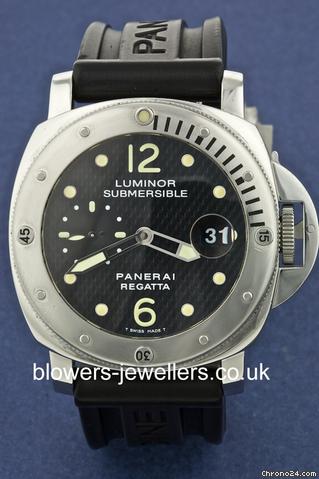 Panerai Luminor Submersible 2004 PAM 00199