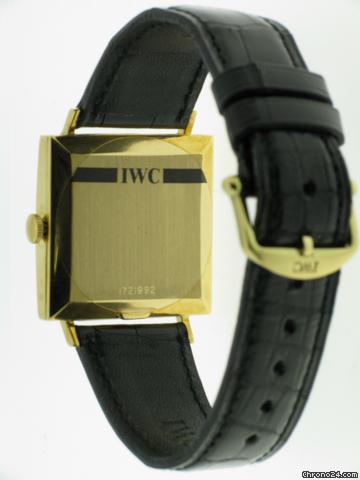 IWC Vintage Gold WATCHES 2