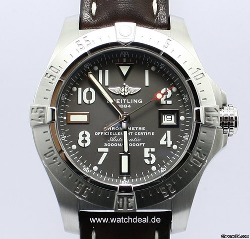 Breitling Avenger Seawolf NEU incl MWSTmit Box + Papieren