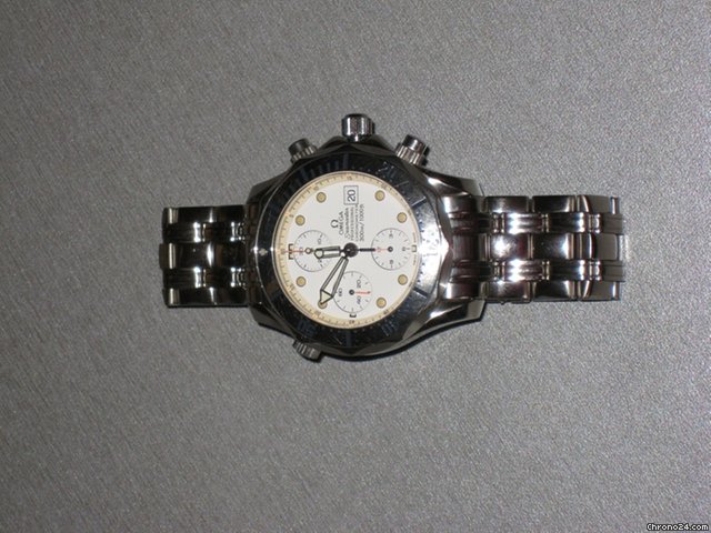 Omega Rarit?t in weiss Seamaster Professional Diver Chronograph