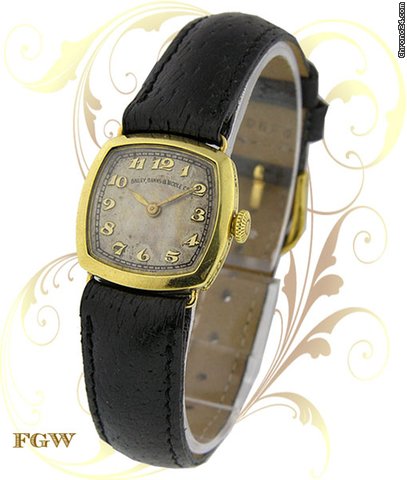 Patek Philippe Vintage Ladies' Watch, Yellow Gold, ca. 1925
