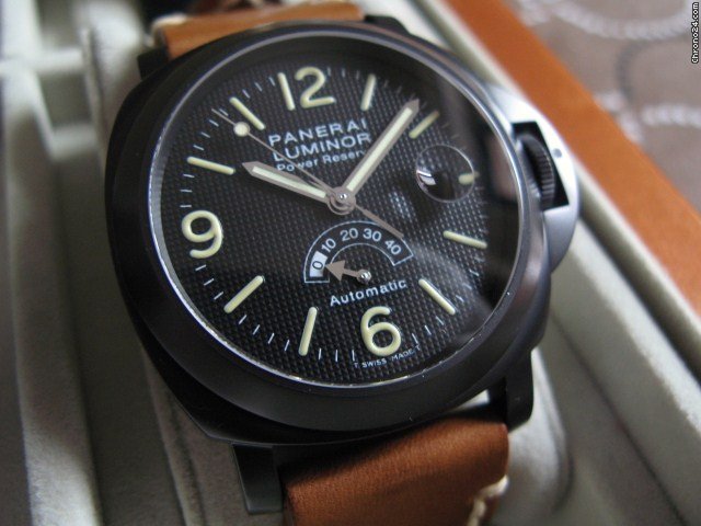 Panerai PAM 28B (T Dial and Arrow Power Reserve Hand)