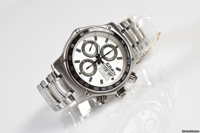 Ebel 1911 DISCOVERY CHRONOGRAPH MIT STAHLBAND
