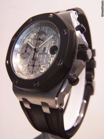 Audemars Piguet ROYAL OAK OFF SHORE CAOUTCHOUC