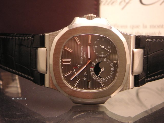 Patek Philippe Nautillus Fasi Luna 5712G