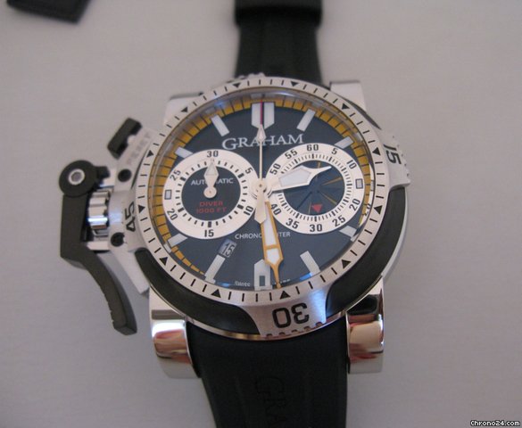 Graham CHRONOFIGHTER OVERSIZE DIVER TURBO chronograph