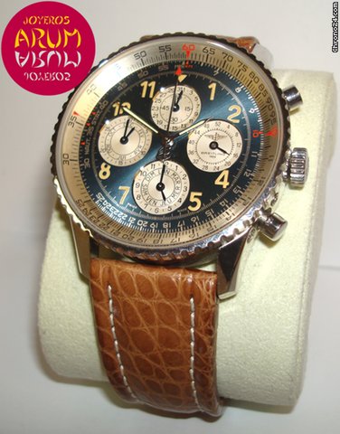 Breitling Navitimer