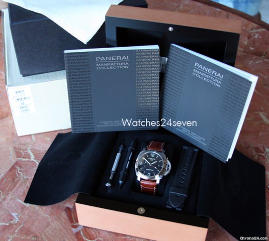 Panerai PAM 320 Luminor GMT 3 day automatic: Retail