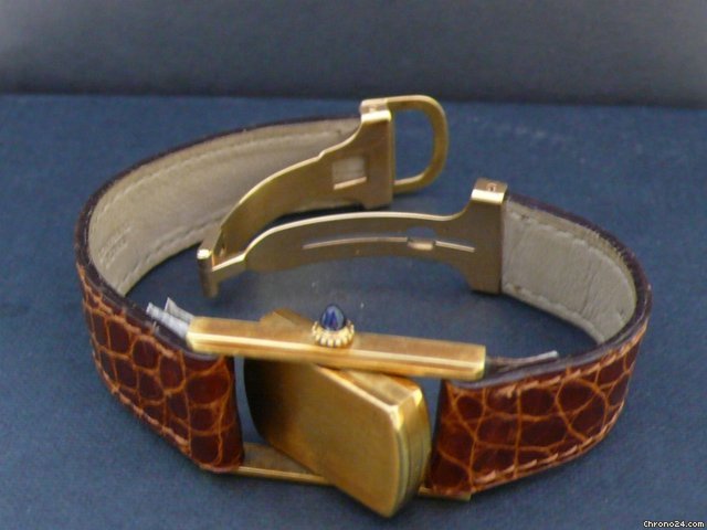 replica Cartier CABRIOLET 70s WATCHES 1 