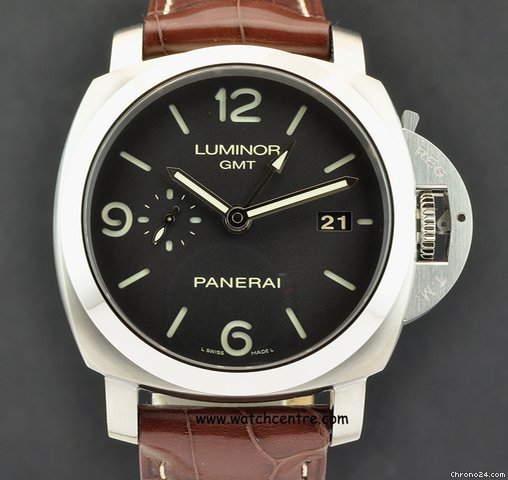 Panerai S/S Black Dial Luminor 44MM 1950 GMT B&P Pam 320
