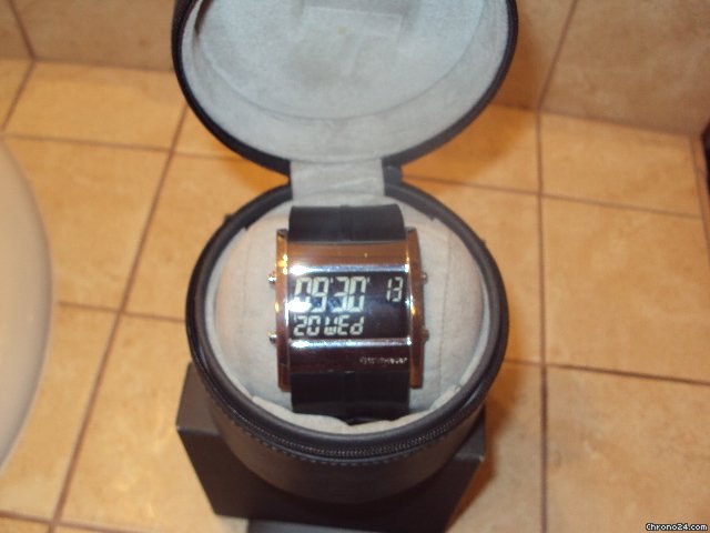 TAG Heuer microtimer