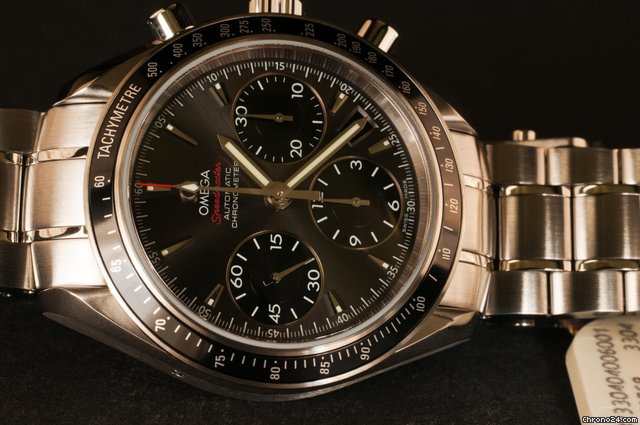 replica Omega Speedmaster Date WATCHES 1 