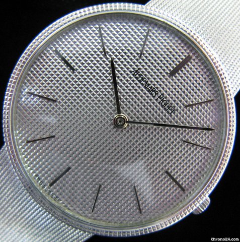 Audemars Piguet Spectacular Mechanical 18k Gold Heavy Watch New