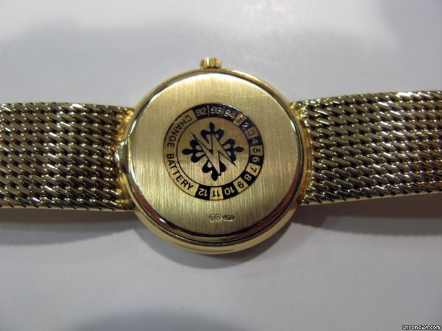 replica Patek Philippe Calatrava 18k Yellow Gold 25mm Watch Rare WATCHES 1 