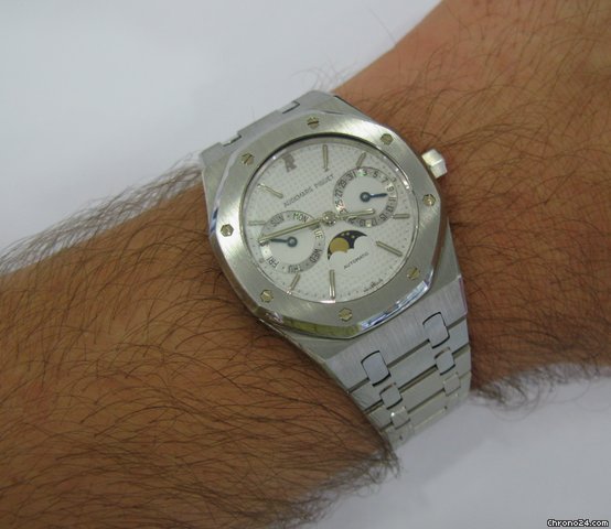replica Audemars Piguet Royal Oak Day Date 40 Mm  Rare WATCHES 1 