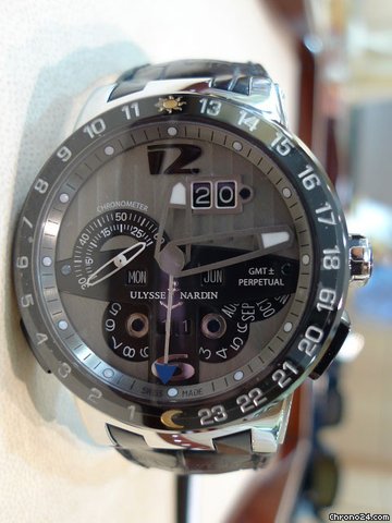 Ulysse Nardin EL TORO PERPETUAL CALENDAR DUAL TIME PL 329-00