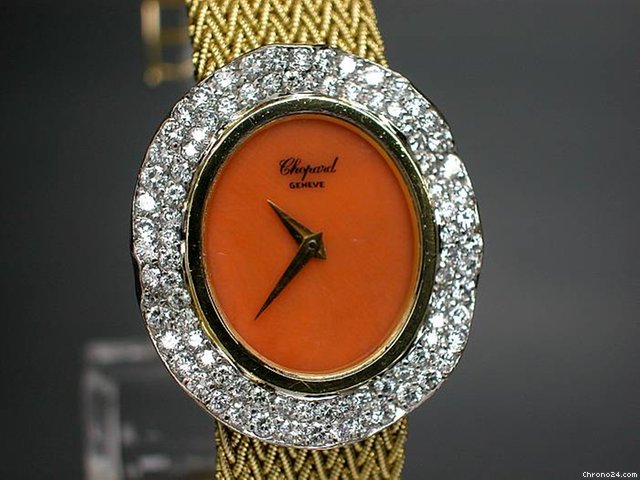 replica Chopard "Goldbanduhr mit Brillantl��nette und Korallen-Zifferblatt" 1 WATCHES 1 