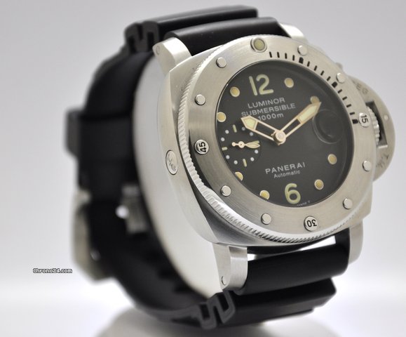 replica Panerai PAM 243 SUBMERSIBLE WATCHES 1 