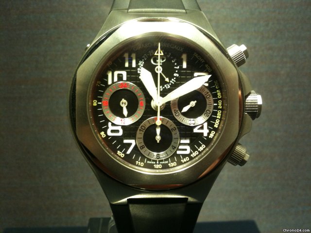 Girard Perregaux Laureato Evo 3