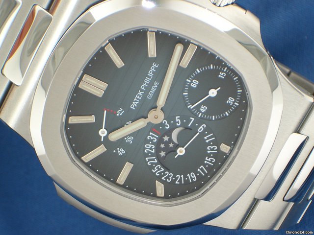 Patek Philippe Nautilus 5712/1a Riserva Di Carica Fasi Luna