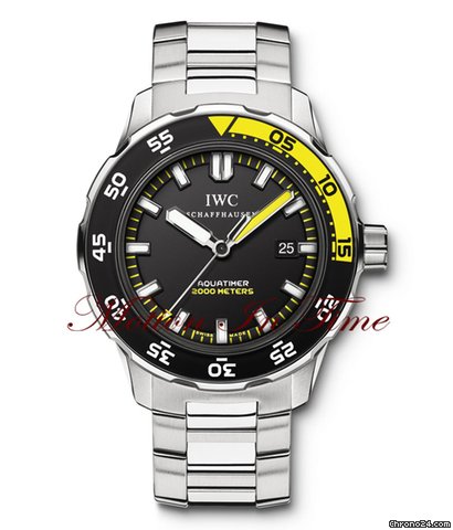 IWC Aquatimer Automatic 2000 Steel on Bracelet, Black Dial