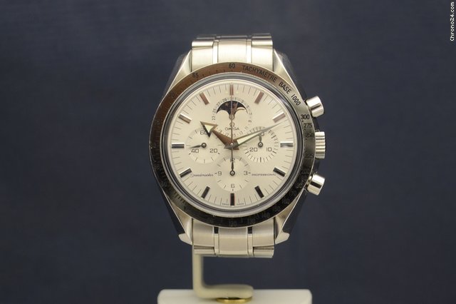 Omega Speedmaster Fasi Luna Moonphase 18K White Gold Bezel