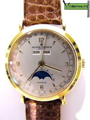 Vacheron Constantin. 4705 18K GOLD TRIPLE CALENDAR MOON PH.