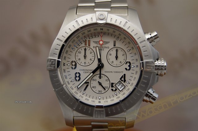 Breitling Avenger Seawolf Chrono