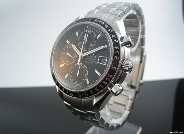 Omega Speedmaster Date Chronograph  3210.50.00 Ungetragen