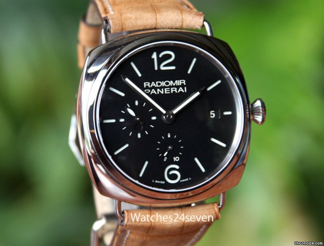 Panerai PAM 323 Radiomir GMT 10 Day 47 mm