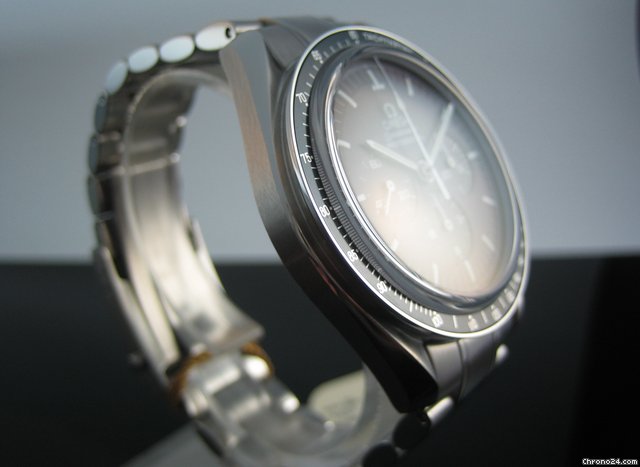 replica Omega Speedmaster Professional Moonwatch 311.30.42.30.13.001 WATCHES 1 