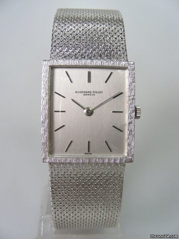Audemars Piguet Classique rectangulaire complet or blanc